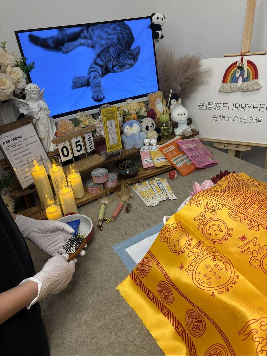 六安告别厅花艺布置